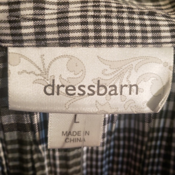 Womans Blouse - Picture 6 of 6